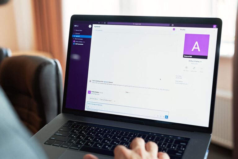 Se connecter à I-Prof Amiens — écran d'ordinateur plateforme éducative